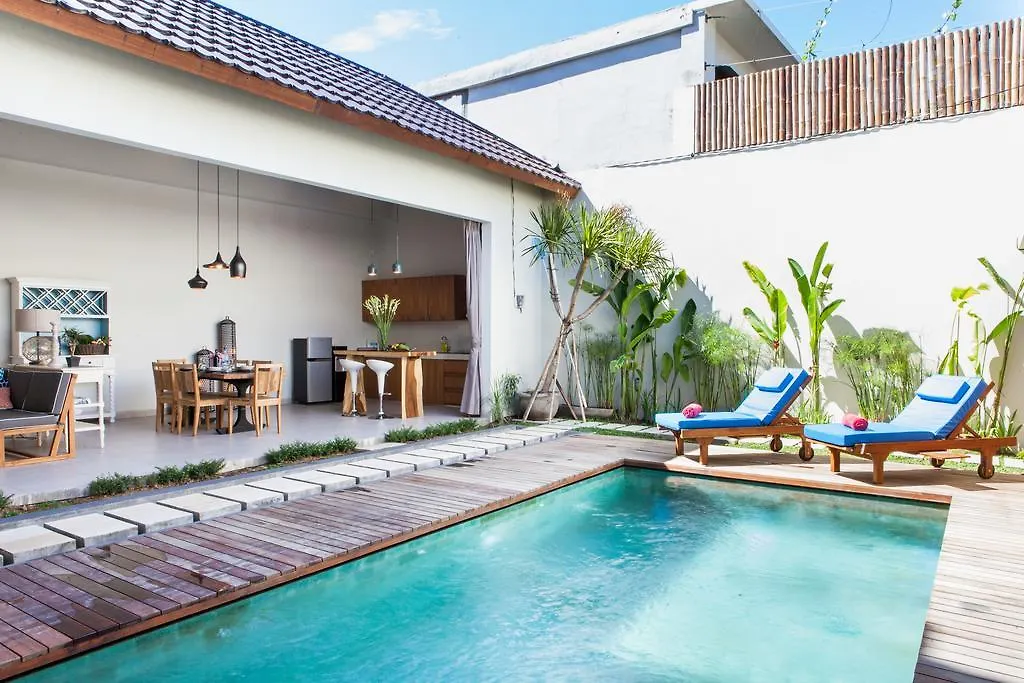 Maxwell Legian Villa